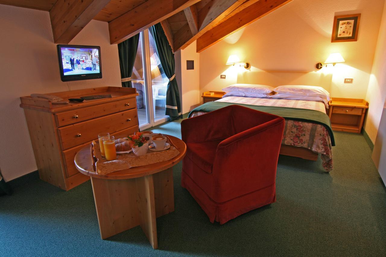 B&B Garni Villa Campitello Campitello di Fassa Esterno foto